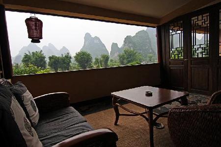 фото отеля Yangshuo Mountain Retreat