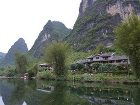 фото отеля Yangshuo Mountain Retreat