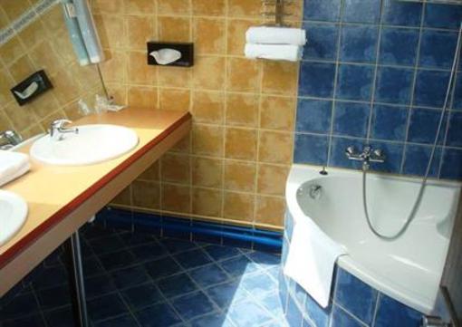 фото отеля Brit Hotel Bosquet Pau
