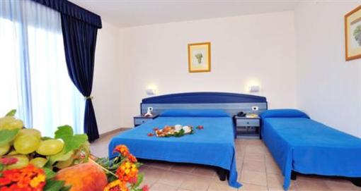 фото отеля Nicotera Beach Village