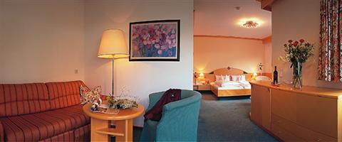 фото отеля Alpenresort Schlosshotel Fiss