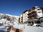 фото отеля Alpenresort Schlosshotel Fiss