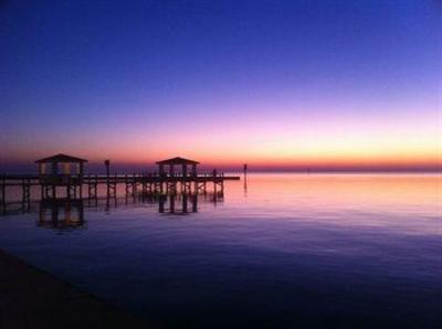 фото отеля Lighthouse Inn at Aransas Bay