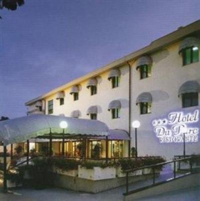 фото отеля Hotel Du Parc Atri