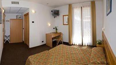 фото отеля Dolomiti Hotel Malcesine