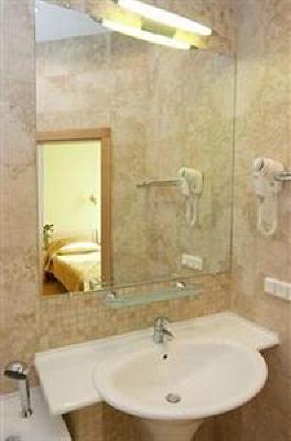фото отеля Nevsky Bereg Hotel
