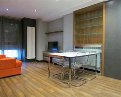 фото отеля Apartamentos Clarin
