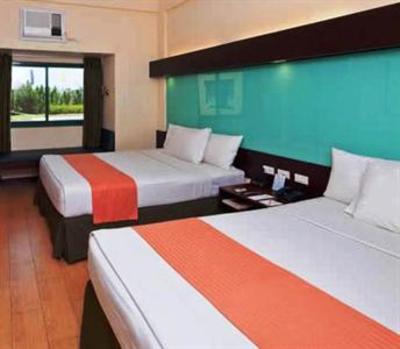 фото отеля Microtel By Wyndham General Santos