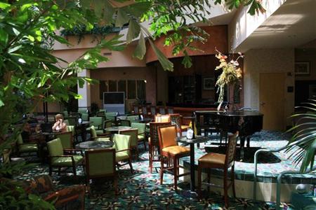 фото отеля Embassy Suites Hotel Raleigh-Durham (Cary)