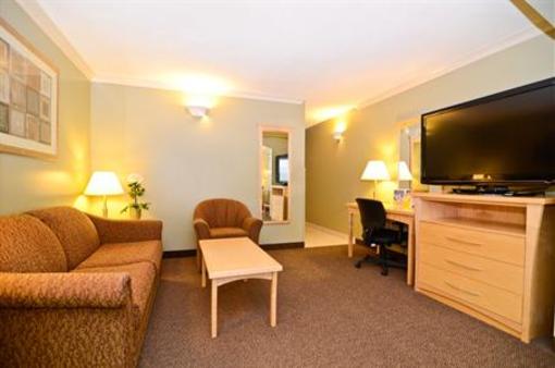 фото отеля BEST WESTERN Marquis Inn and Suites