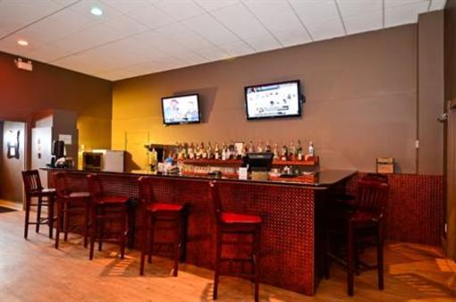 фото отеля BEST WESTERN Marquis Inn and Suites