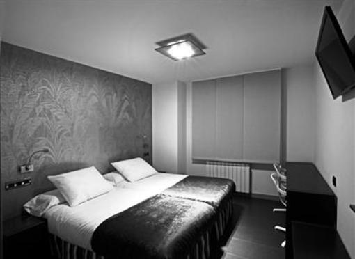 фото отеля Hostal Averroes