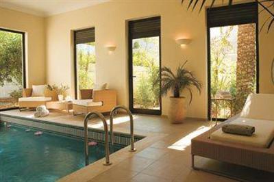 фото отеля Mandola Rosa Suites & Villas