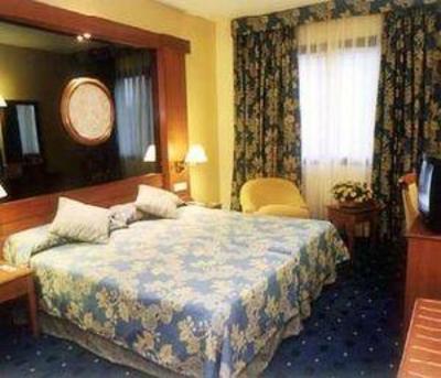 фото отеля Tryp Los Gallos