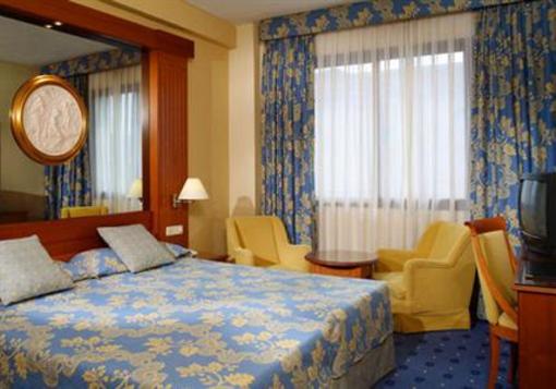 фото отеля Tryp Los Gallos
