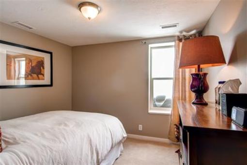 фото отеля Snowpine Lodge