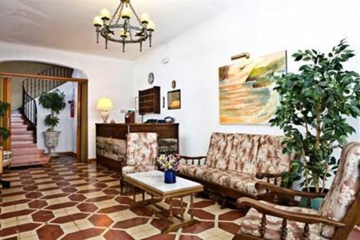 фото отеля Hostal Costa Blava