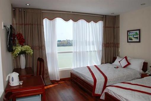 фото отеля New Moon Hotel Da Nang