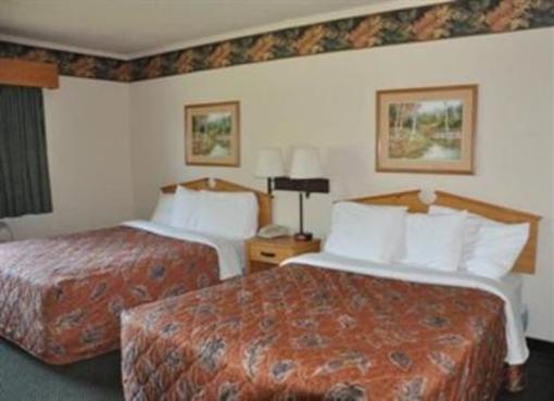 фото отеля Boarders Inn & Suites