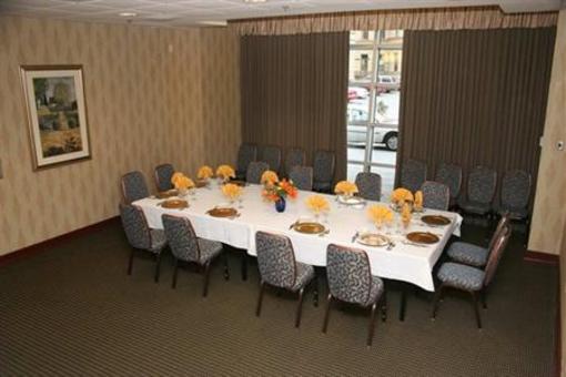 фото отеля DoubleTree Club by Hilton Buffalo Downtown