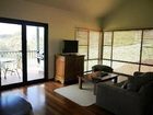 фото отеля Rainbow Trail Chalets