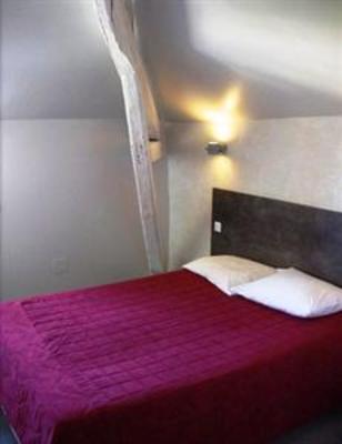 фото отеля Logis Auberge De La Tour Hotel Sauzet