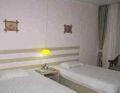 фото отеля Tai'an Huatai Express Hotel