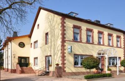 фото отеля Landhaus Warndtwald