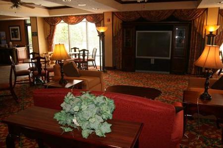 фото отеля Hampton Inn Maingate South Davenport