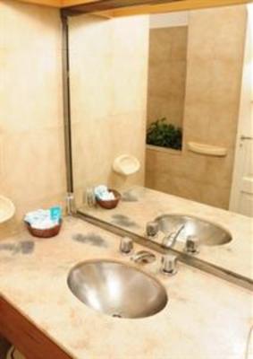 фото отеля Hostal De La Costa
