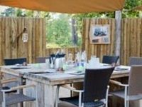 Outdoors Lodge & Bistro