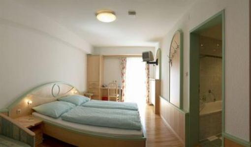фото отеля Hotel Zum Kirchenwirt