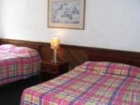 Breezeway Inn