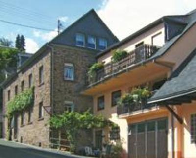 фото отеля Weingut-Gastehaus Karl Otto Nalbach