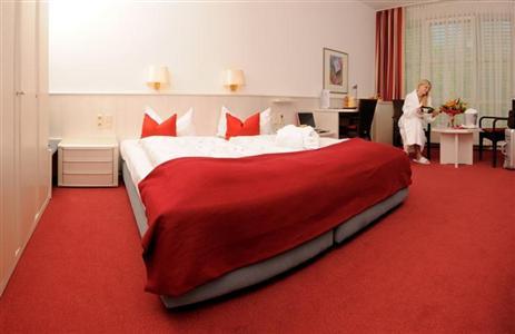 фото отеля Euro Park Hotel Hennef