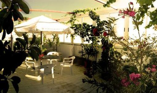 фото отеля Hostal Cristina Chipiona