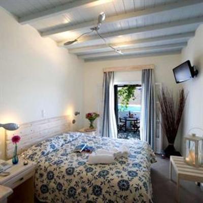 фото отеля Panormos Villas