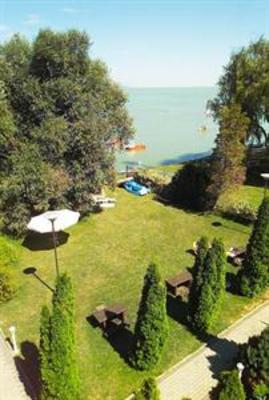 фото отеля Maria Hotel Balatonmariafurdo