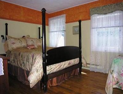 фото отеля Auberge Bonne Nuit-Bonjour B&B