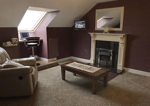 фото отеля Causeway Lodge Bushmills