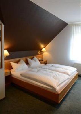 фото отеля Zum Hollotal Hotel Neuenkirchen