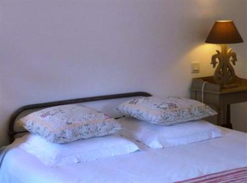 фото отеля Chambre d'Hote La Maison de Flore