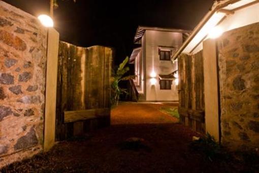 фото отеля Poya Villa