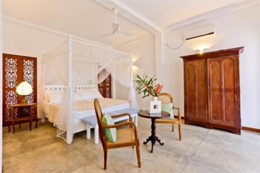 фото отеля Poya Villa
