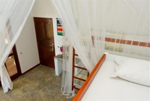 фото отеля Poya Villa