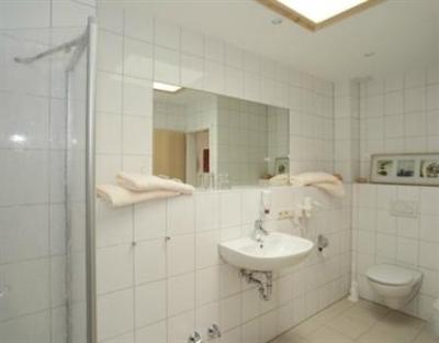 фото отеля Strandhus Hotel Cuxhaven