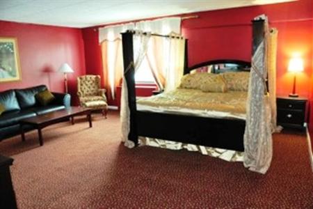 фото отеля Red Carpet Inn and Suites Sudbury