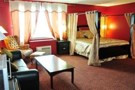 фото отеля Red Carpet Inn and Suites Sudbury