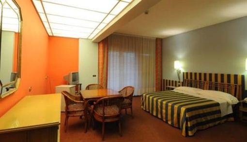фото отеля Hotel Cristallo Reggio Emilia