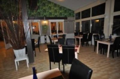фото отеля Le Lavandin Hotel Saint-Christol